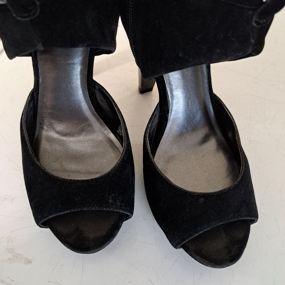 ANA Faux Suede Black Peep Toe Studs Ankle Zipper Stiletto heals 7.5M - Picture 7 of 13